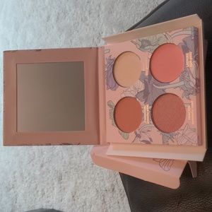 Seraphine botanical: Geranium+Glow blush and highlight